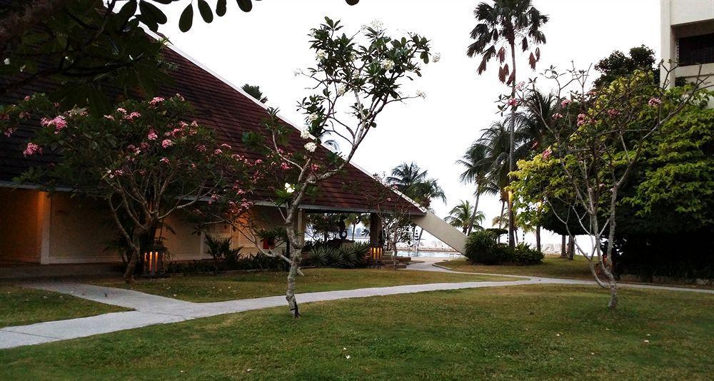 Holiday Condo @Pantai Ria Port Dickson Esterno foto
